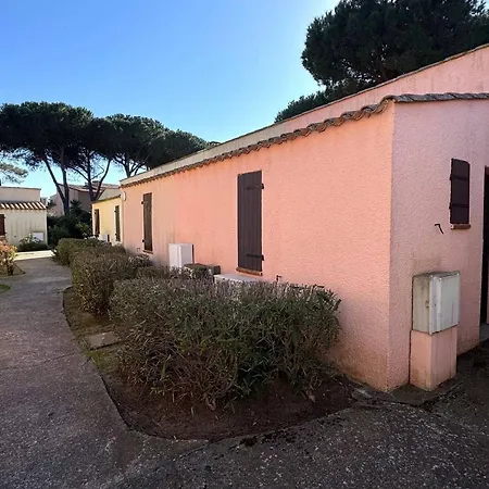 Mitoyenne Climatisee Avec Piscine, 4 Pers, Parking - Fr-1-607-210 Agde