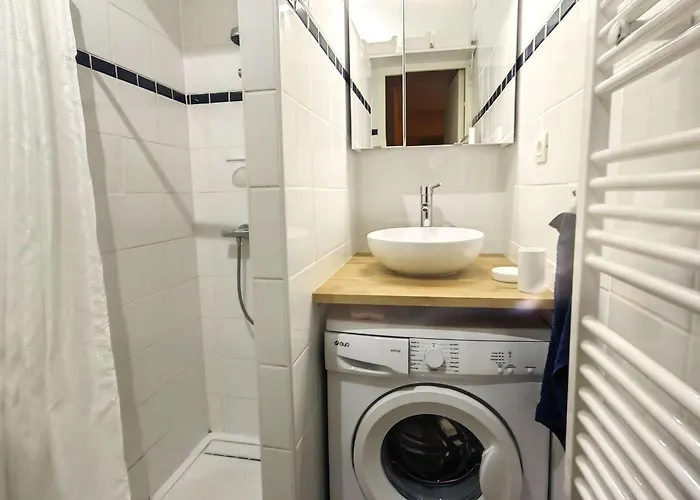 Mitoyenne Climatisee Avec Piscine, 4 Pers, Parking - Fr-1-607-210 Agde