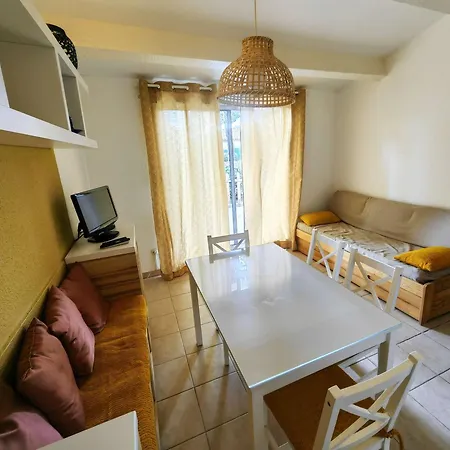 Apartment Mitoyenne Climatisee Avec Piscine, 4 Pers, Parking - Fr-1-607-210