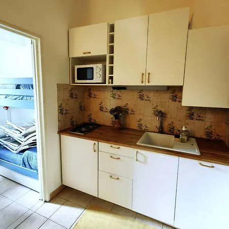 Mitoyenne Climatisee Avec Piscine, 4 Pers, Parking - Fr-1-607-210 Агд