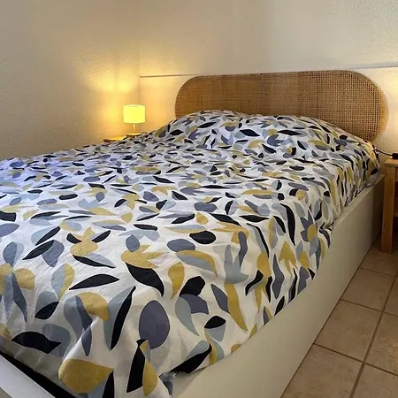 Mitoyenne Climatisee Avec Piscine, 4 Pers, Parking - Fr-1-607-210