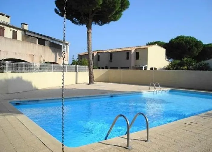 Mitoyenne Climatisee Avec Piscine, 4 Pers, Parking - Fr-1-607-210 * Agde